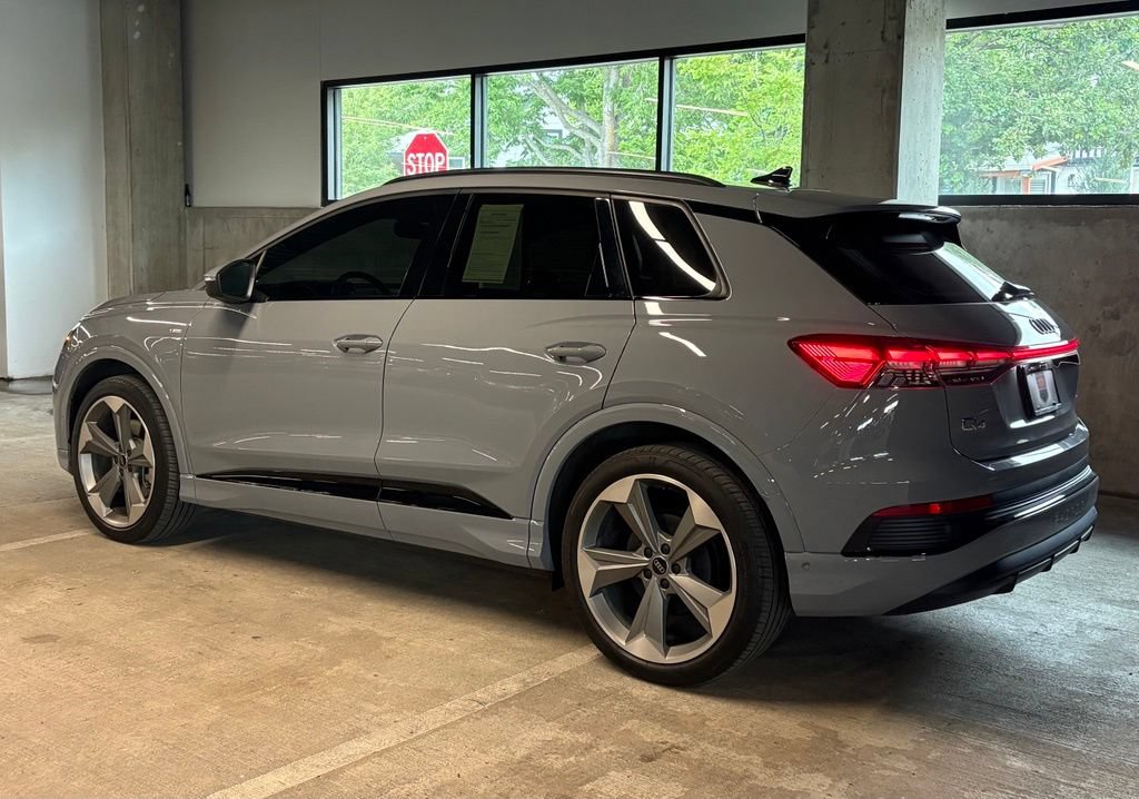 Used 2024 Audi Q4 e-tron Prestige w/ Black Optic Package AWD/4WD image 3