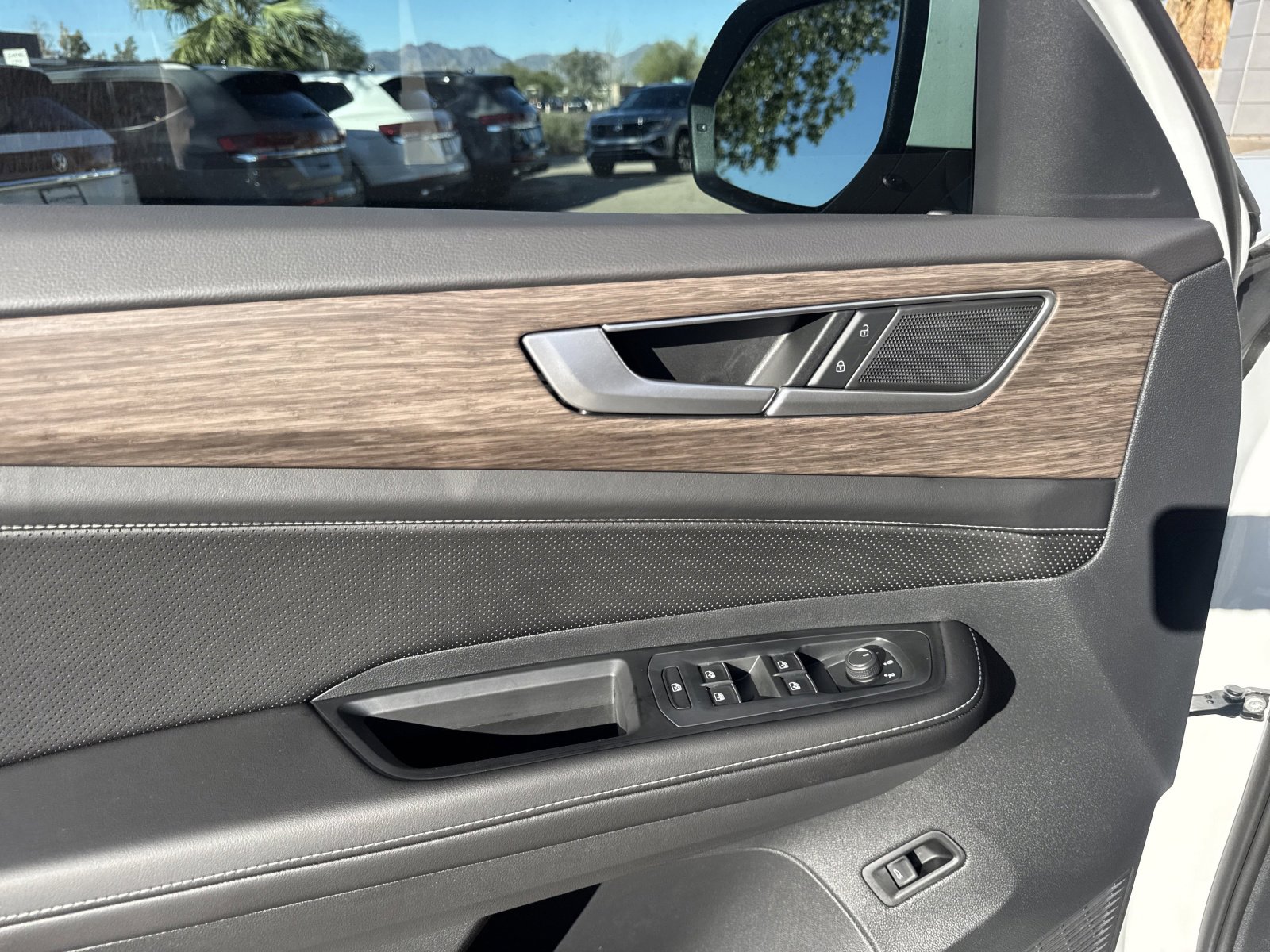 New 2026 Volkswagen Atlas SEL image 13