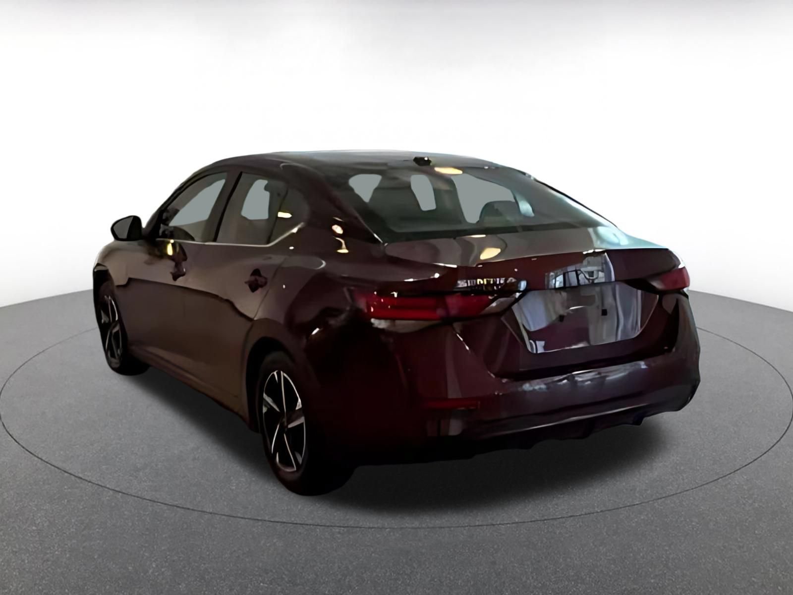 Used 2025 Nissan Sentra SV FWD image 13