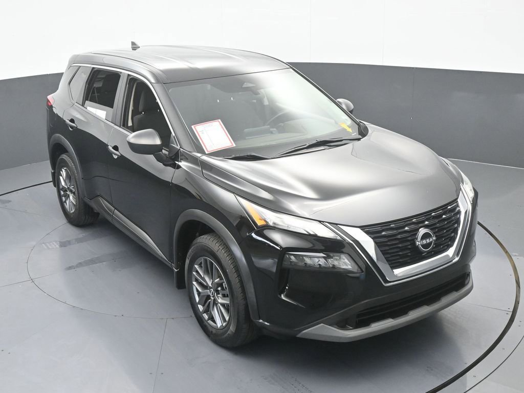 Used 2023 Nissan Rogue S image 54