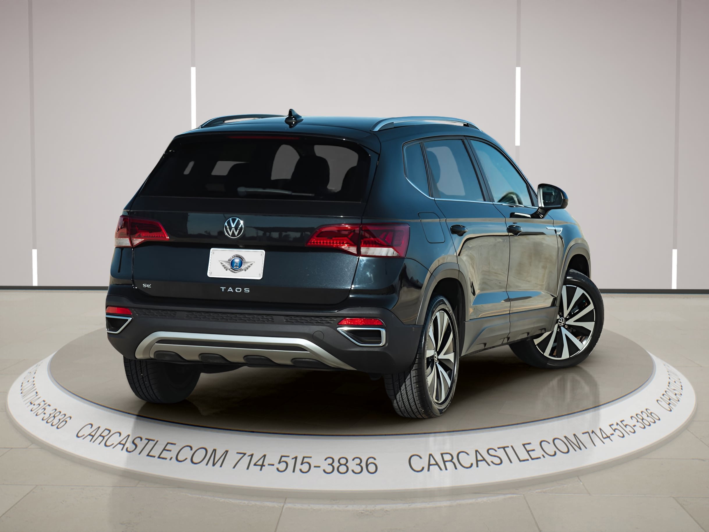 Used 2022 Volkswagen Taos SE FWD image 7