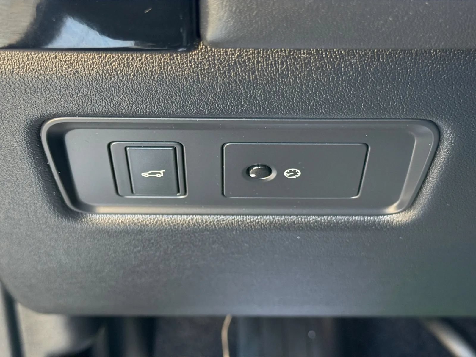 Used 2018 Land Rover Range Rover HSE AWD/4WD image 39