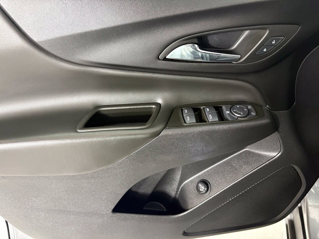 Certified 2024 Chevrolet Equinox LT FWD image 22