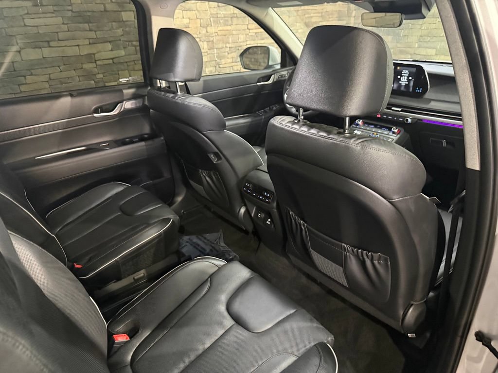 Used 2024 Hyundai Palisade Limited AWD/4WD image 34