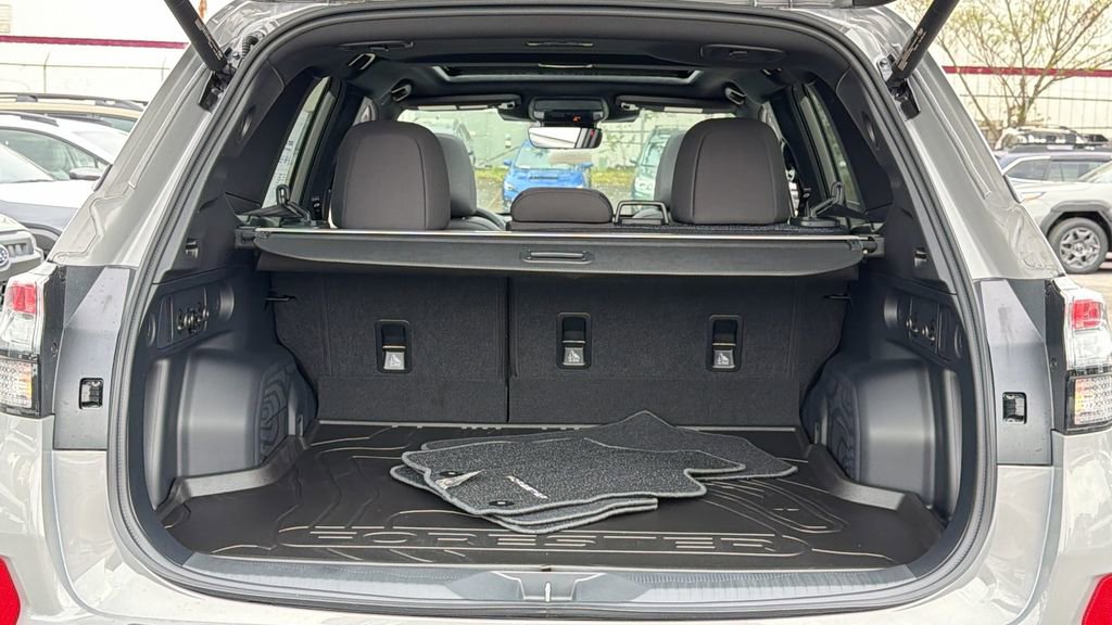 New 2026 Subaru Forester Premium AWD/4WD image 12