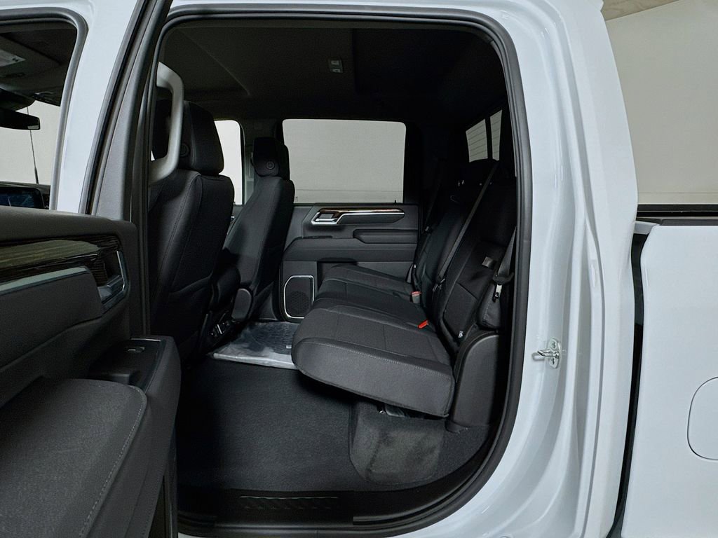 New 2026 GMC Sierra 2500 SLE w/ SLE Value Package; image 13