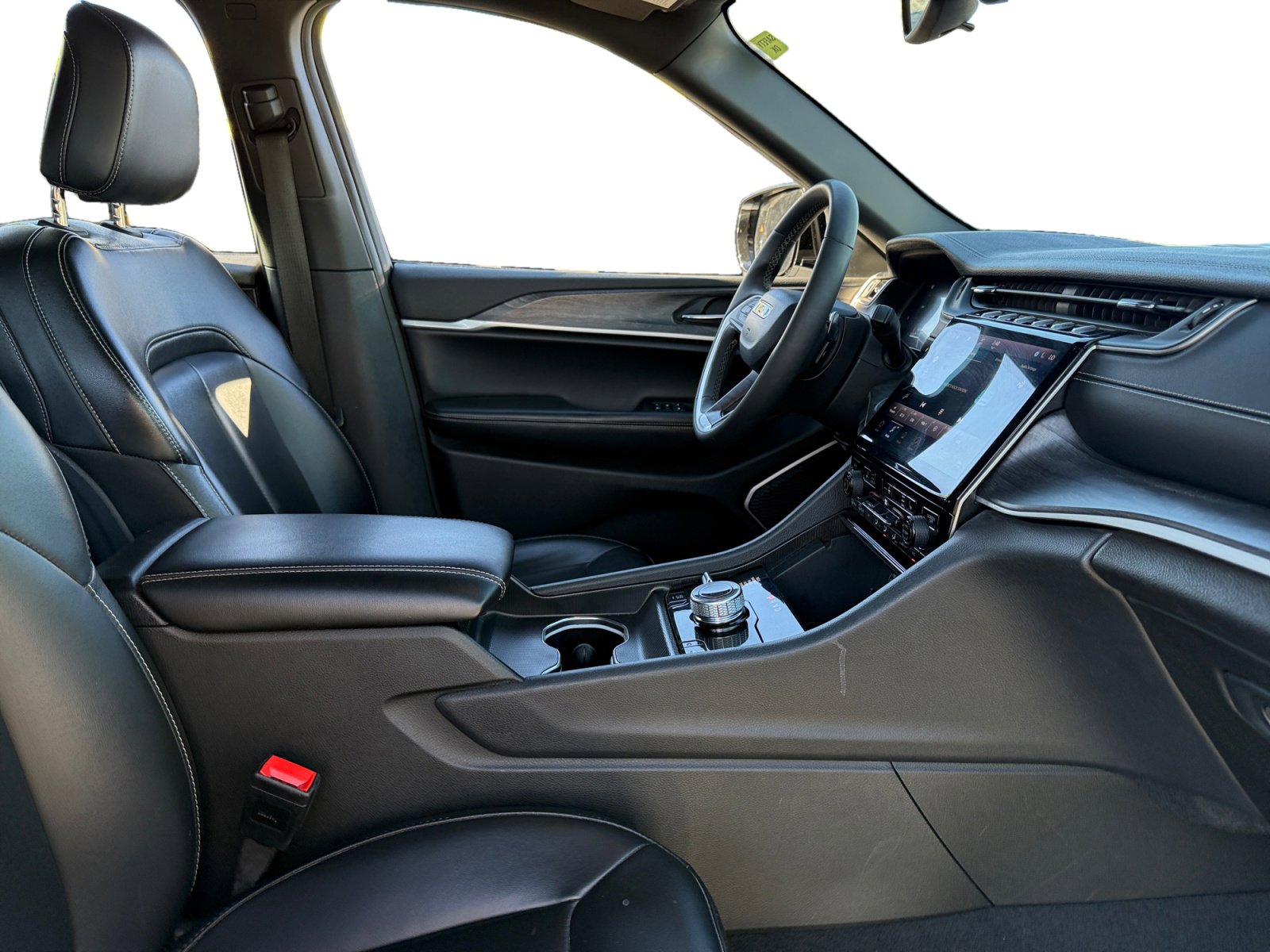 Used 2024 Jeep Grand Cherokee Limited 4xe image 14