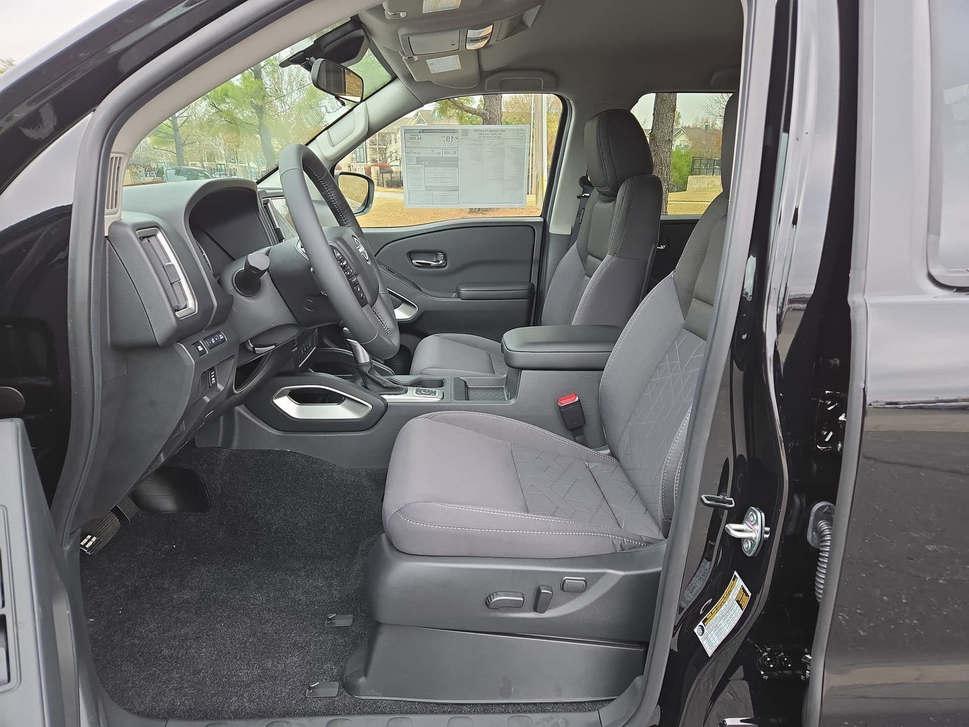 New 2026 Nissan Frontier SV w/ SV Convenience Package AWD/4WD image 10