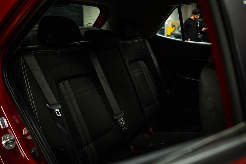 Used 2021 Hyundai Venue SEL image 11