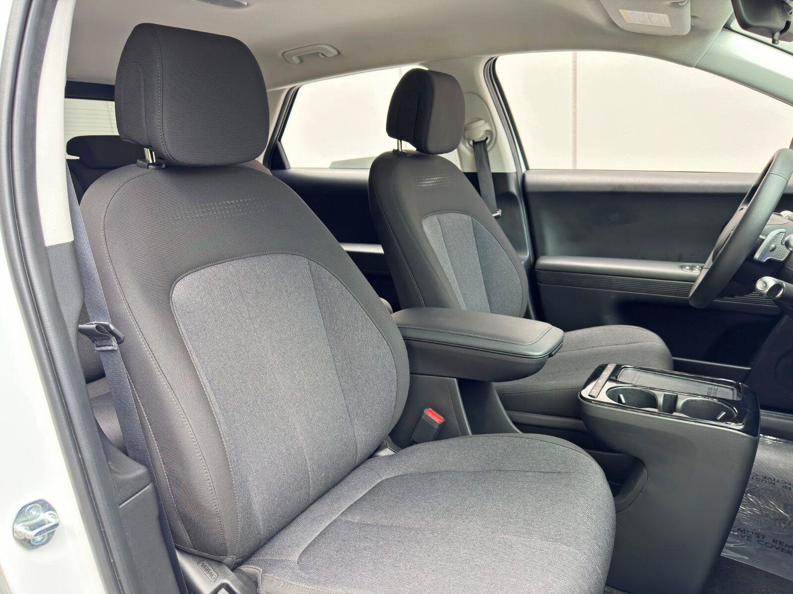 Used 2025 Hyundai Ioniq 5 SE RWD image 35