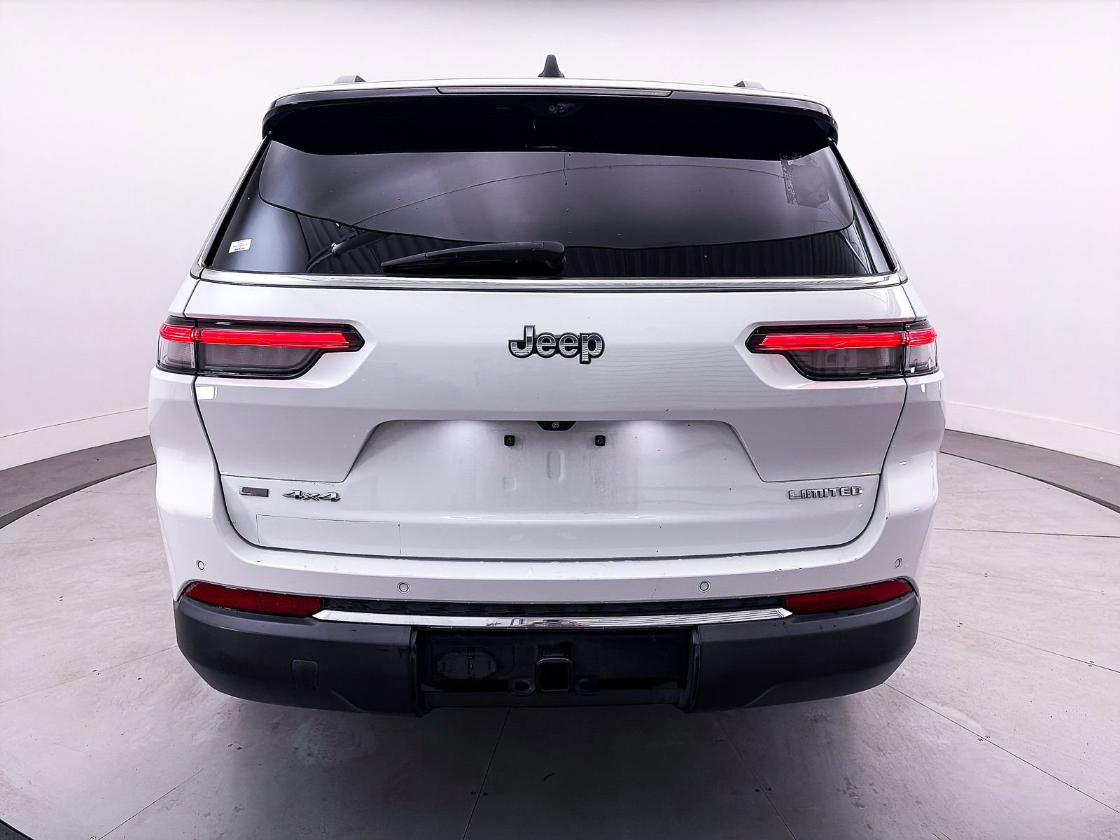 Used 2021 Jeep Grand Cherokee L Limited w/ Luxury Tech Group II AWD/4WD image 15