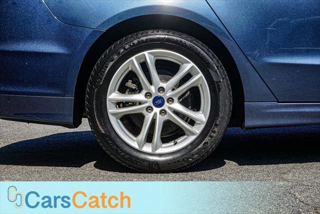 Used 2018 Ford Fusion SE w/ Fusion SE Technology Package image 16