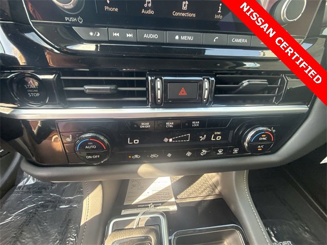 Certified 2025 Nissan Pathfinder SV image 18