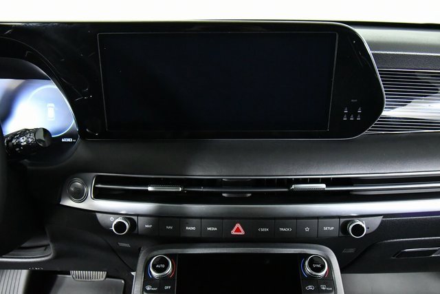 Used 2024 Hyundai Palisade Calligraphy image 4
