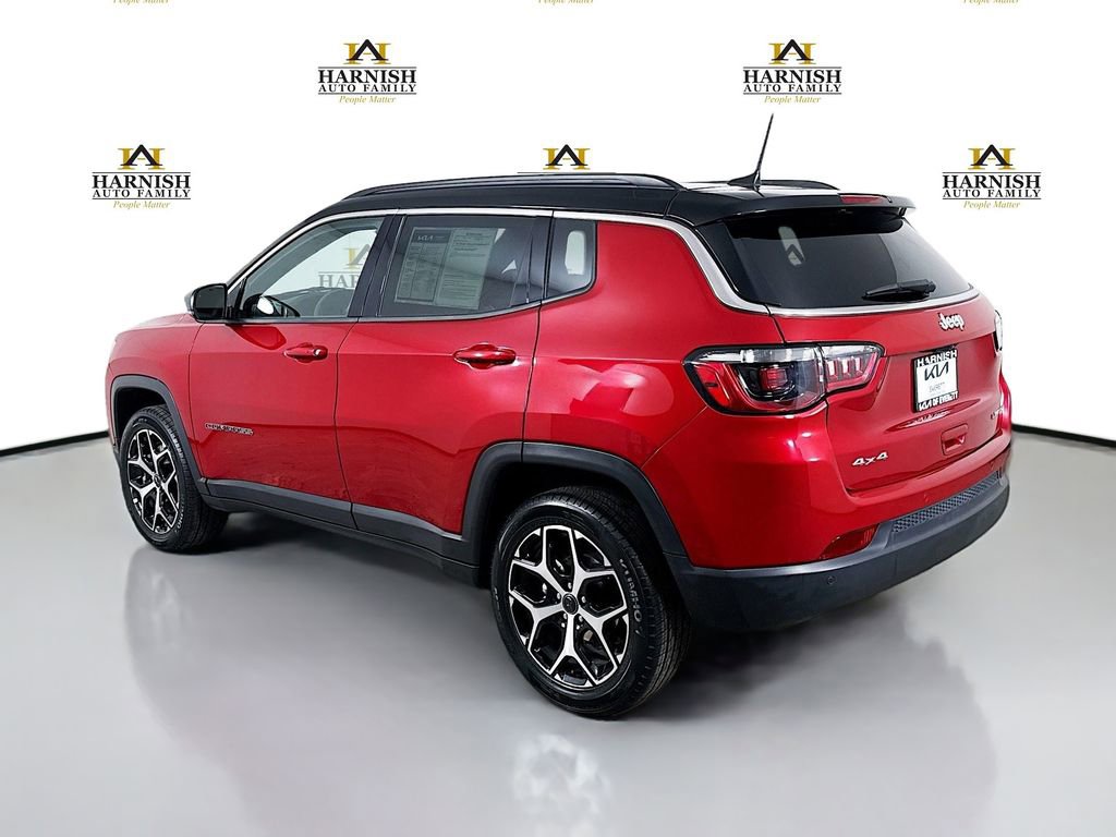 Used 2025 Jeep Compass Limited AWD/4WD image 5