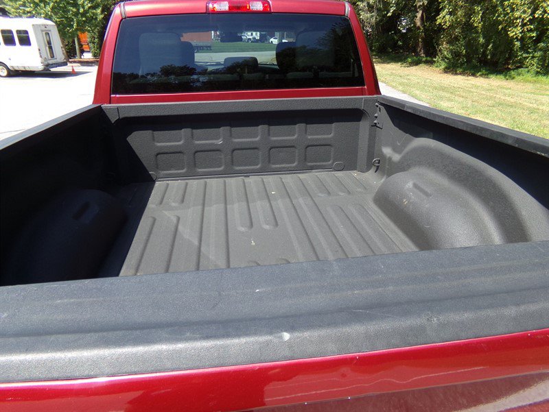 Used 2015 RAM 2500 Tradesman w/ Chrome Appearance Group AWD/4WD image 10