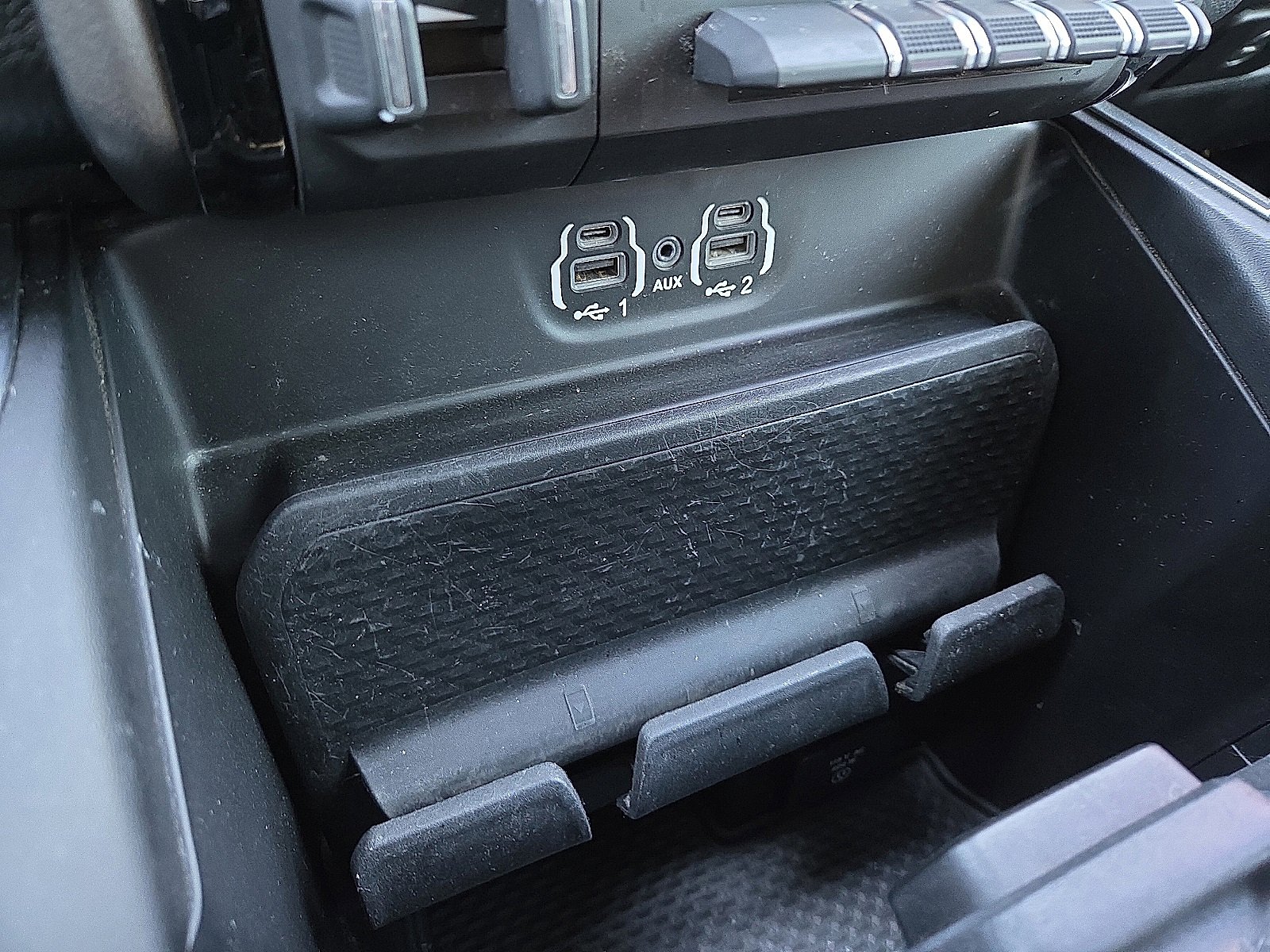 Used 2021 RAM 2500 Laramie w/ Night Edition image 20