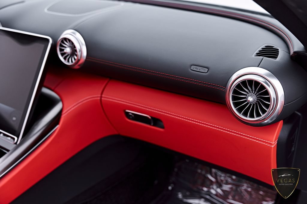 Used 2025 Mercedes-Benz SL 43 AMG w/ Driver Assistance Package image 56