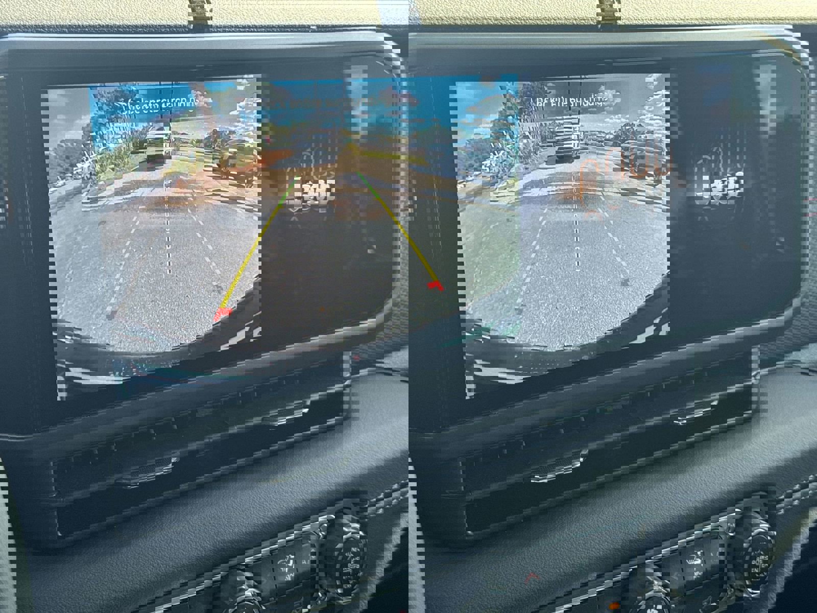 Used 2024 Jeep Wrangler Rubicon image 25