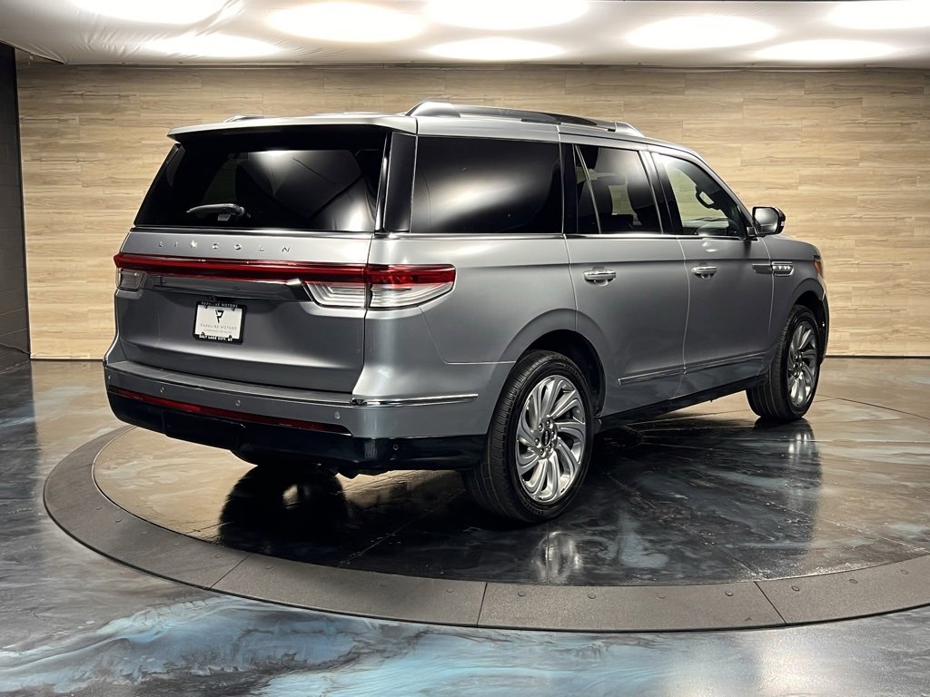 Used 2023 Lincoln Navigator Reserve image 22