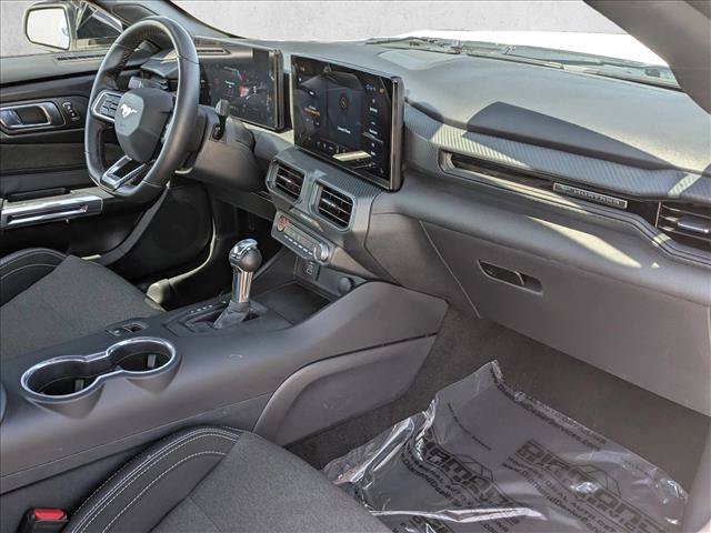 Used 2025 Ford Mustang Coupe RWD image 20
