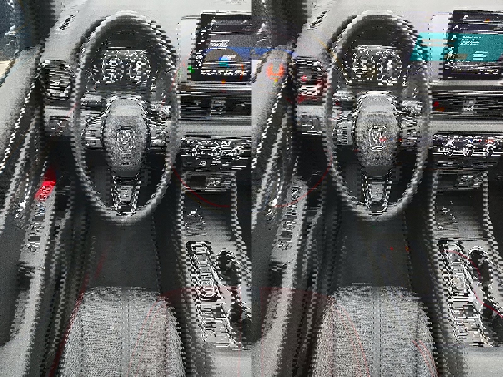 Used 2025 Honda Pilot Black Edition image 11