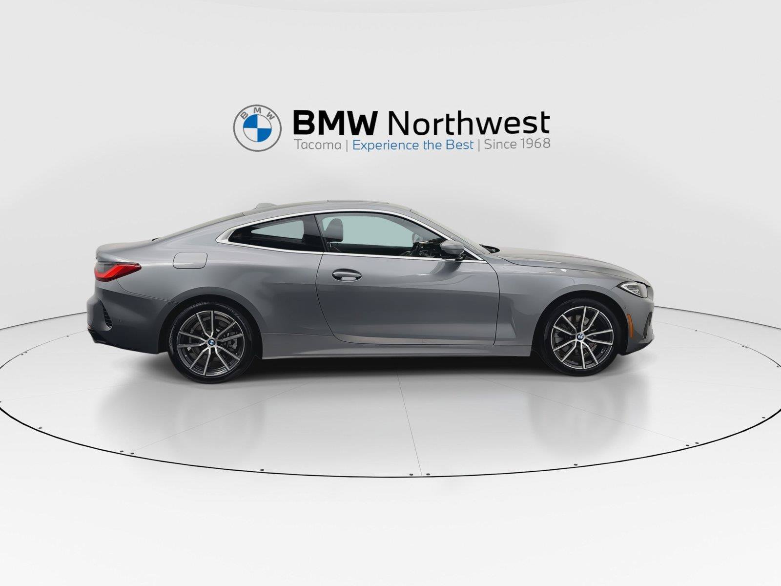 Used 2024 BMW 430i xDrive Coupe w/ Premium Package AWD/4WD image 5