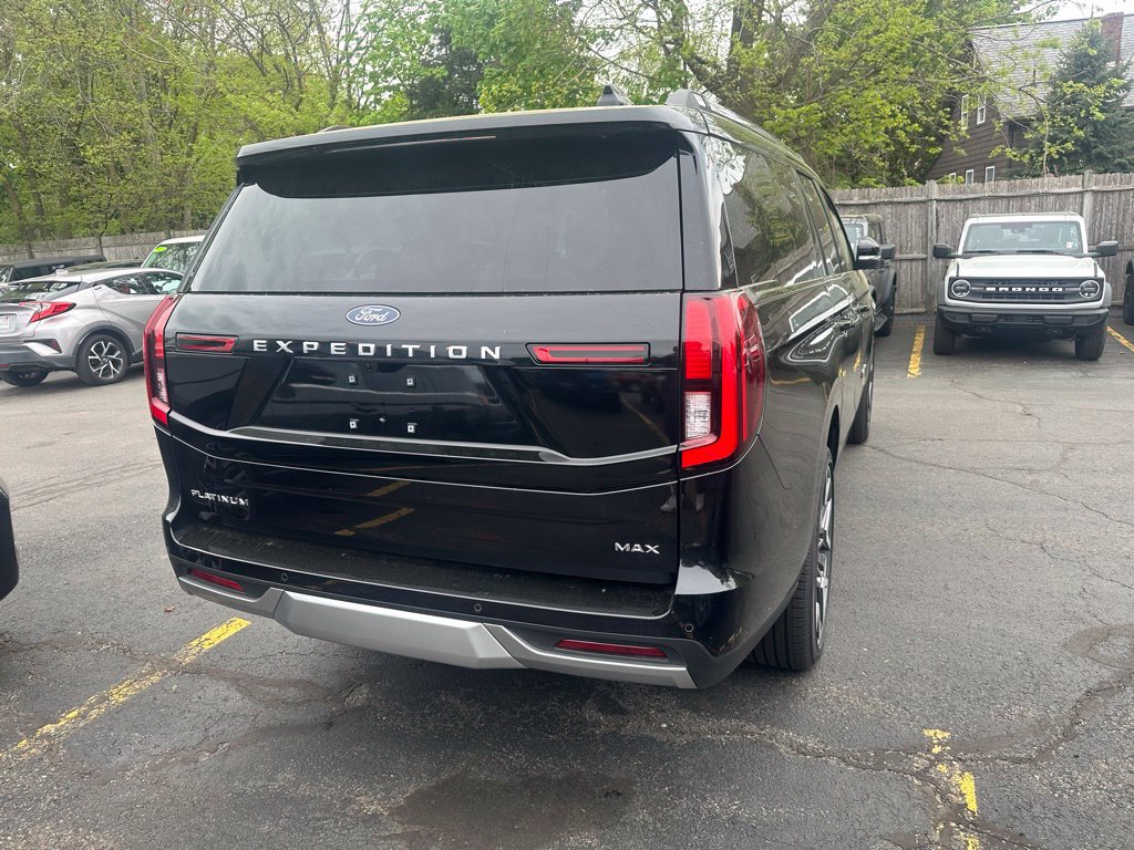 New 2026 Ford Expedition Max Platinum w/ Platinum Ultimate Package AWD/4WD image 5
