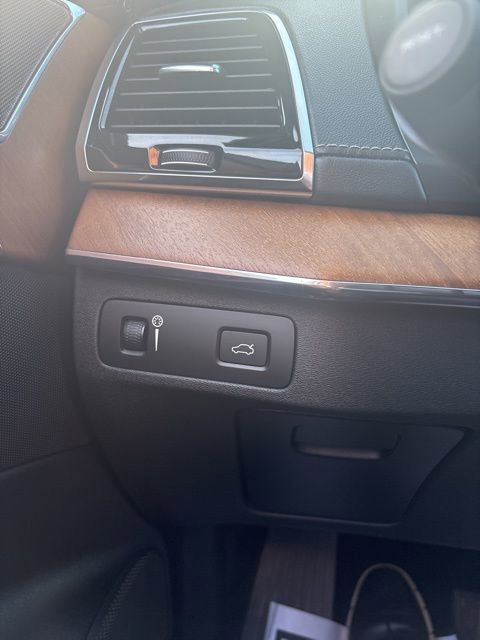 Used 2017 Volvo XC90 T6 Inscription w/ Vision Package image 19