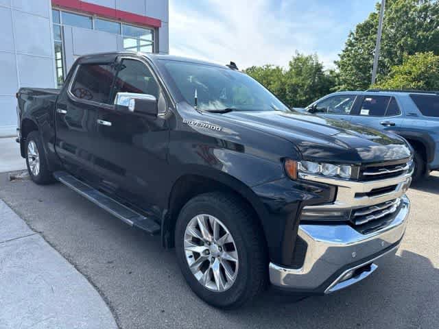 Used 2019 Chevrolet Silverado 1500 LTZ w/ LTZ Premium Package AWD/4WD image 2