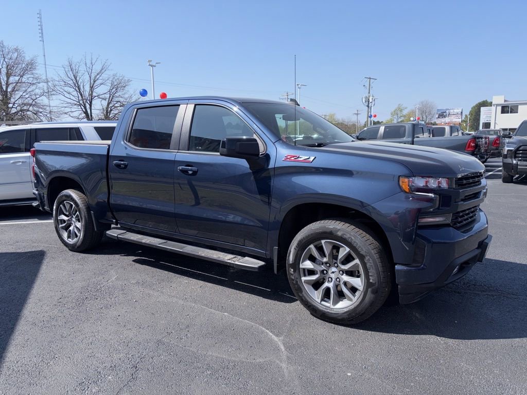 Used 2022 Chevrolet Silverado 1500 RST image 2
