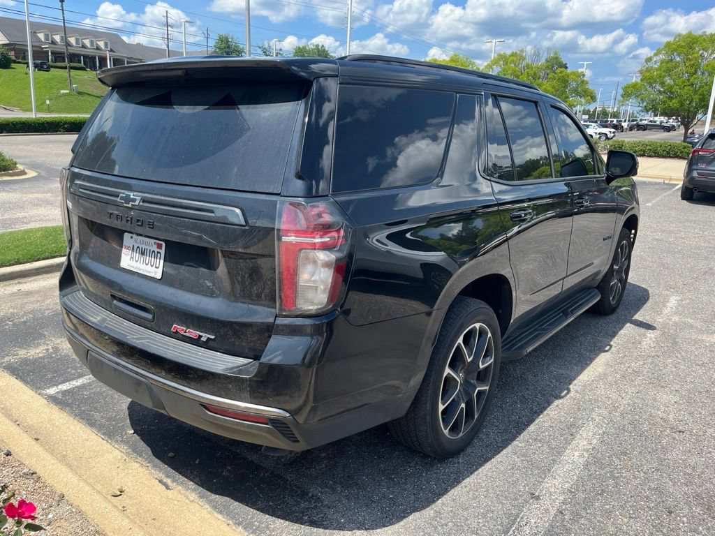 Used 2022 Chevrolet Tahoe RST w/ Luxury Package AWD/4WD image 3