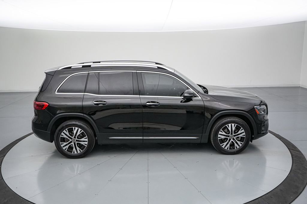 Used 2024 Mercedes-Benz GLB 250 image 4