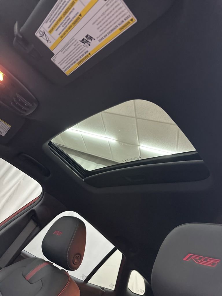 Used 2024 Chevrolet Trax RS w/ Sunroof Package image 21