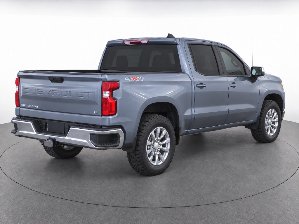 Used 2021 Chevrolet Silverado 1500 LT AWD/4WD image 4