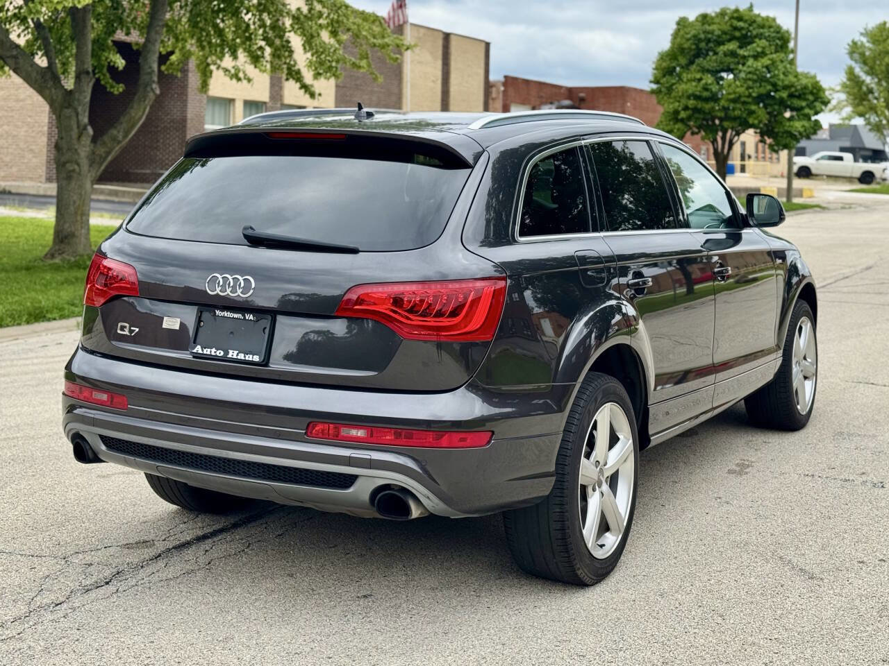Used 2013 Audi Q7 3.0T S line Prestige w/ Cold Weather Pkg image 5