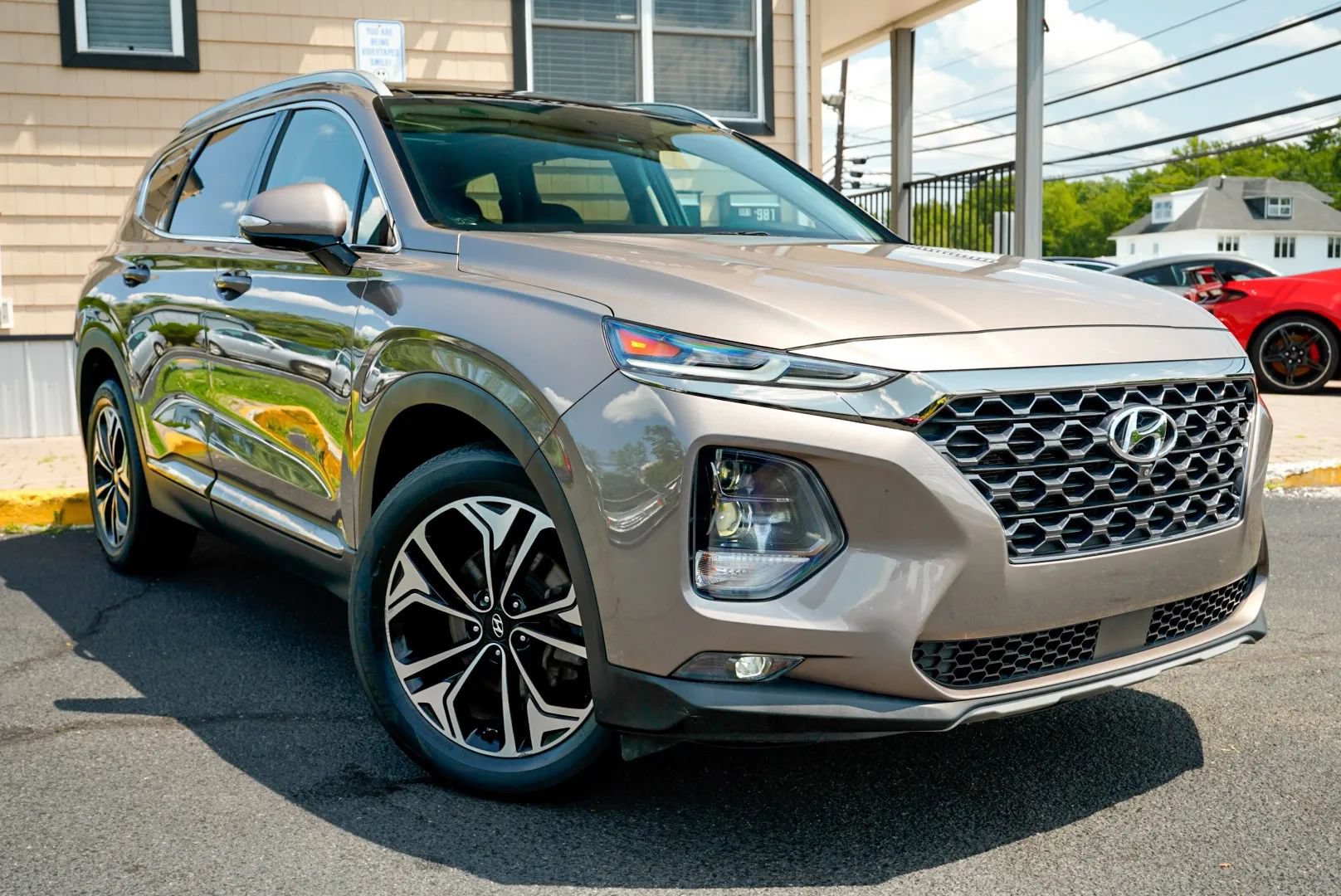 Used 2020 Hyundai Santa Fe Limited AWD/4WD image 3