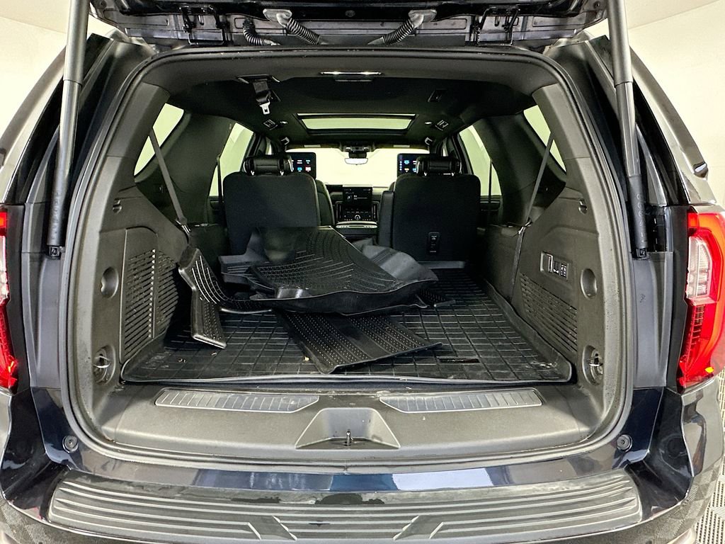 Used 2025 GMC Yukon AT4 Ultimate AWD/4WD image 27