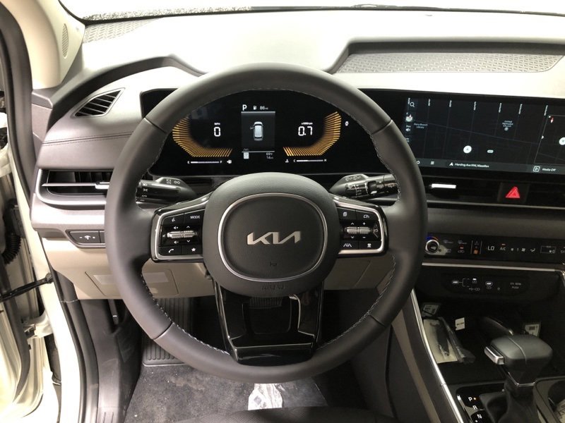 New 2026 Kia Carnival EX image 26