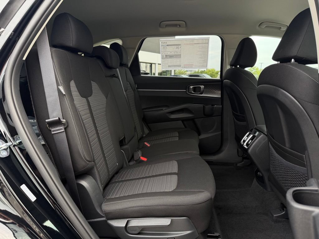 New 2026 Kia Sorento LX FWD image 26