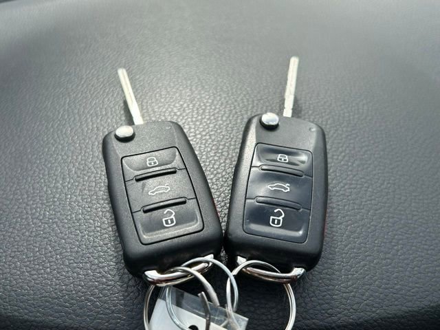 Used 2013 Volkswagen Jetta GLI Autobahn image 14