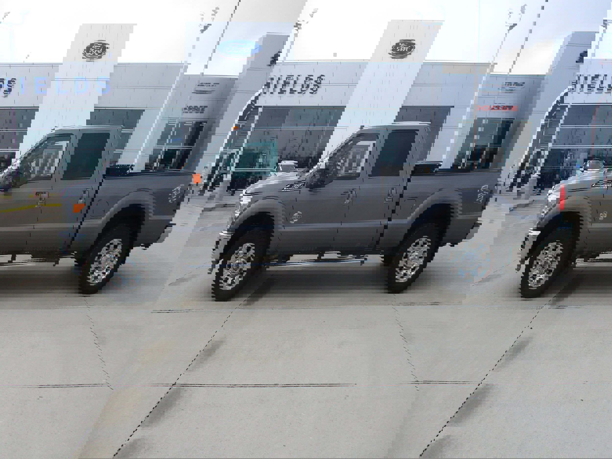 Used 2014 Ford F250 Lariat w/ Chrome Package image 2