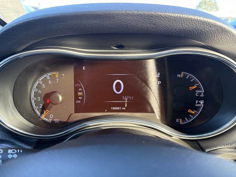Used 2022 Jeep Grand Cherokee Laredo X AWD/4WD image 28