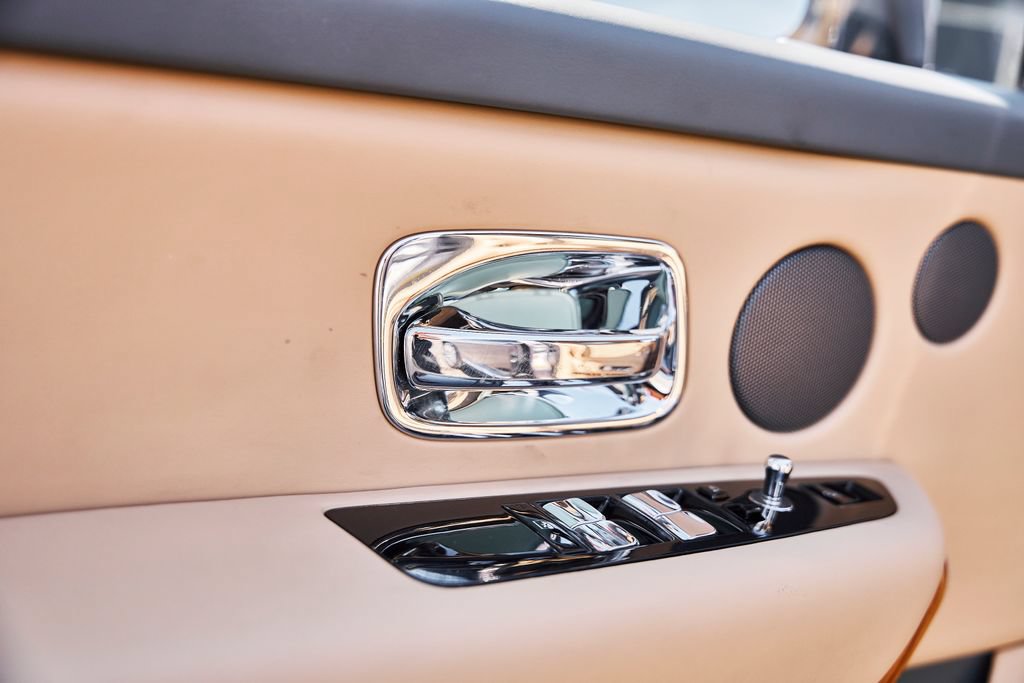 Used 2020 Rolls-Royce Cullinan AWD/4WD image 28
