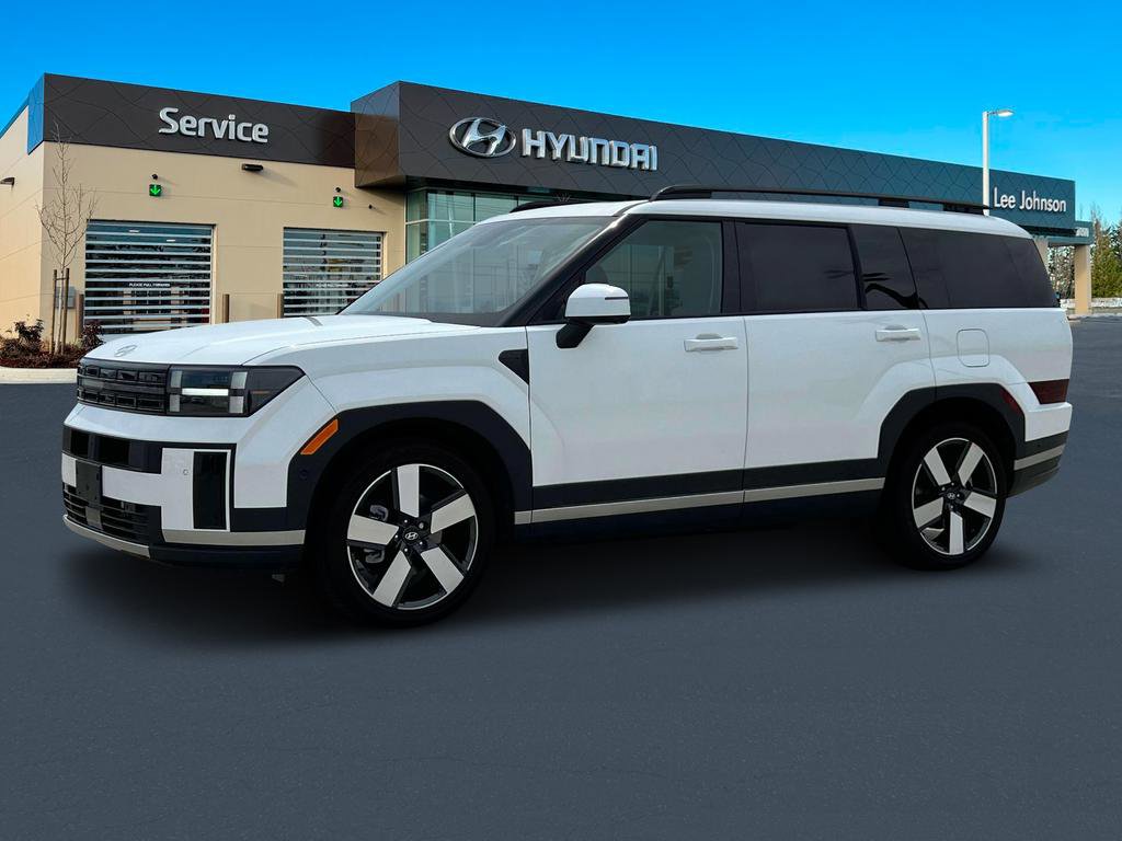 Used 2025 Hyundai Santa Fe Limited image 2