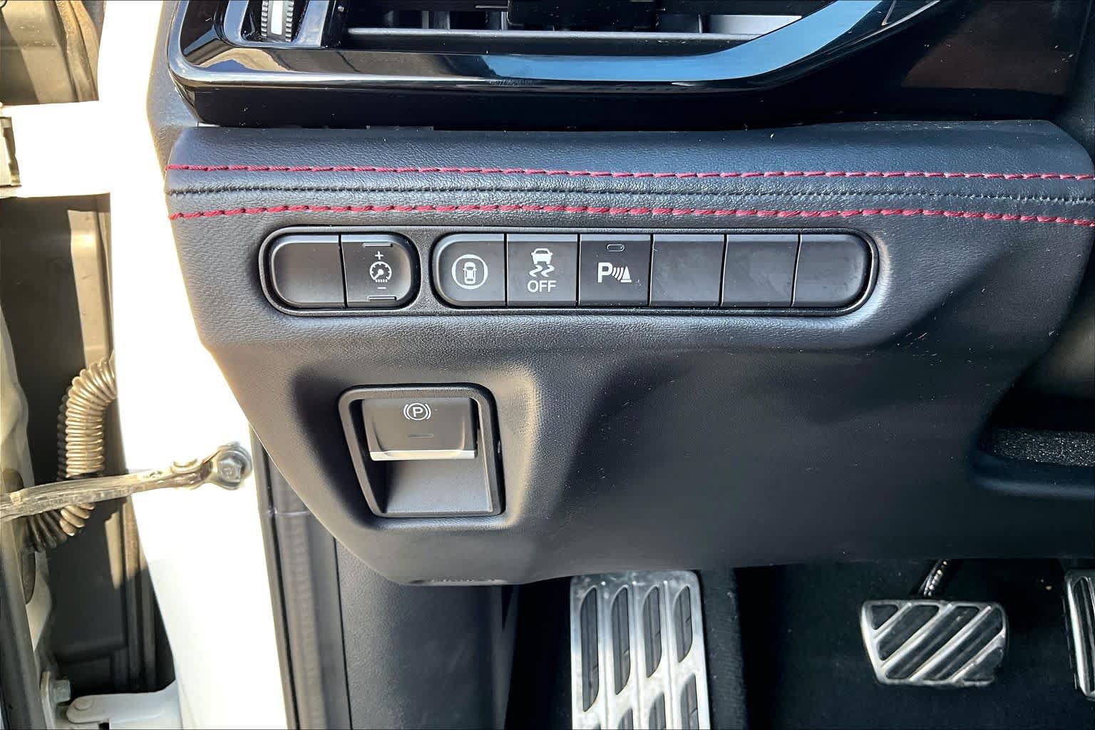 Used 2022 Acura MDX A-Spec AWD/4WD image 33