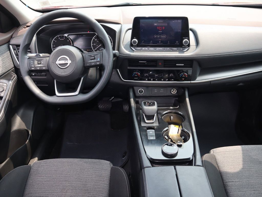 Certified 2023 Nissan Rogue SV image 18