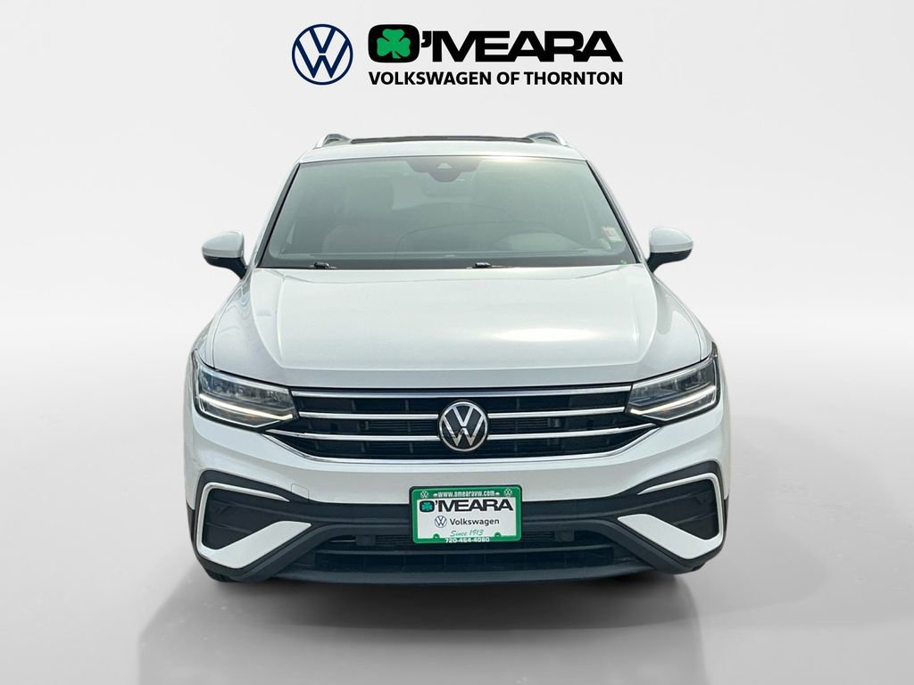 Used 2023 Volkswagen Tiguan SE w/ Panoramic Sunroof Package image 8