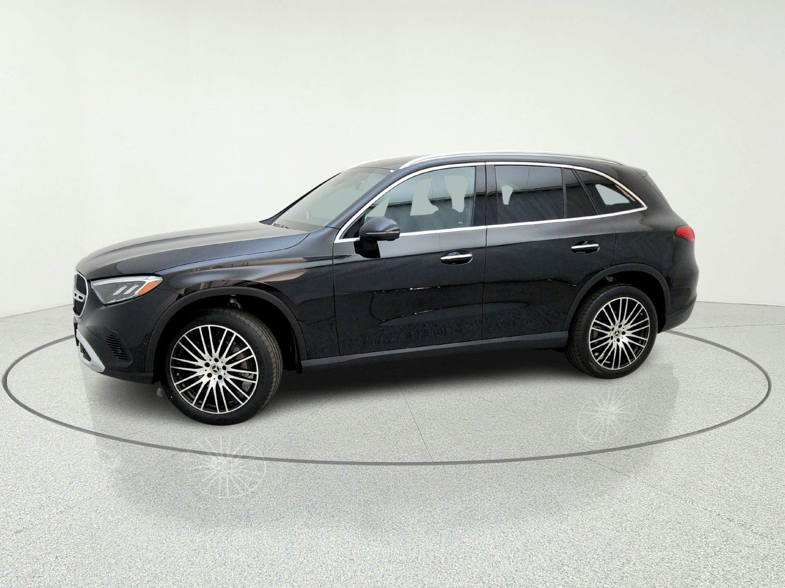 Certified 2023 Mercedes-Benz GLC 300 4MATIC w/ Driver Assistance Package image 15