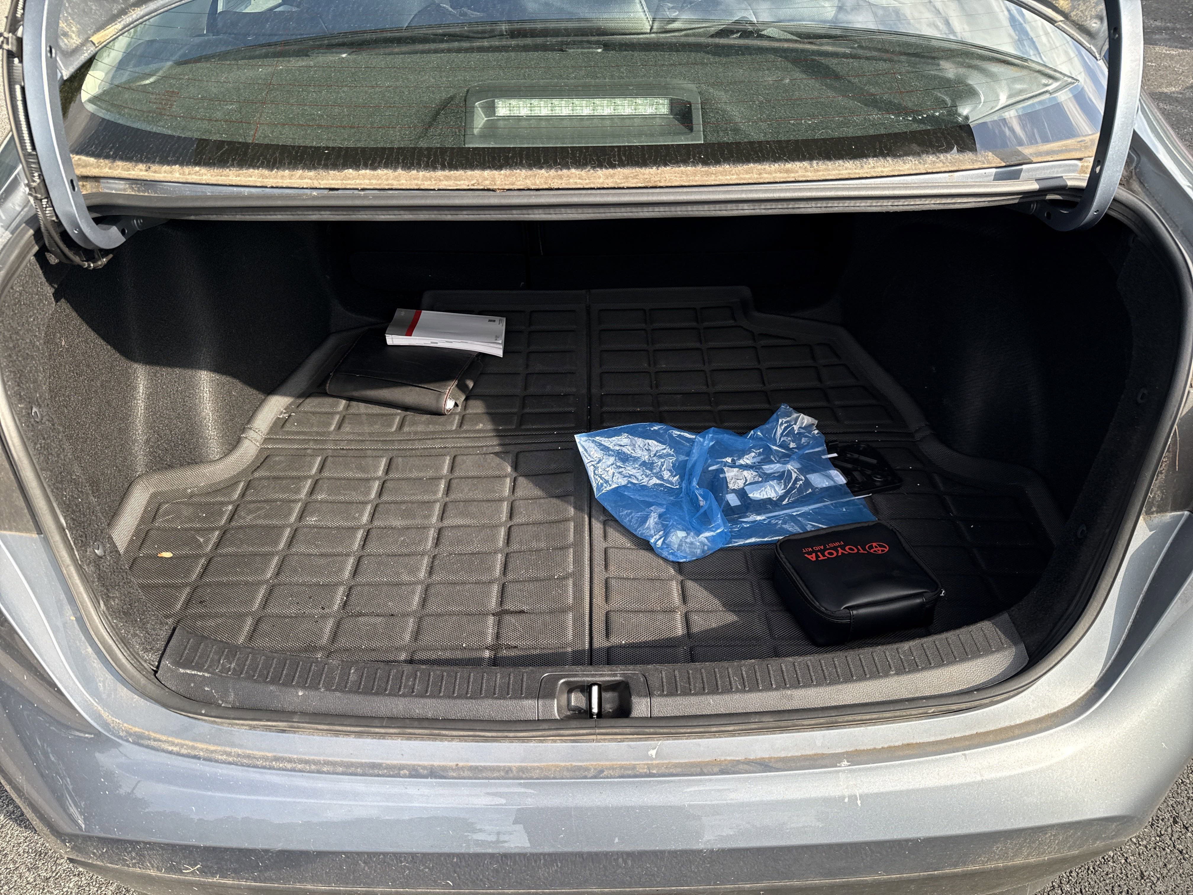 Used 2023 Toyota Corolla LE image 11